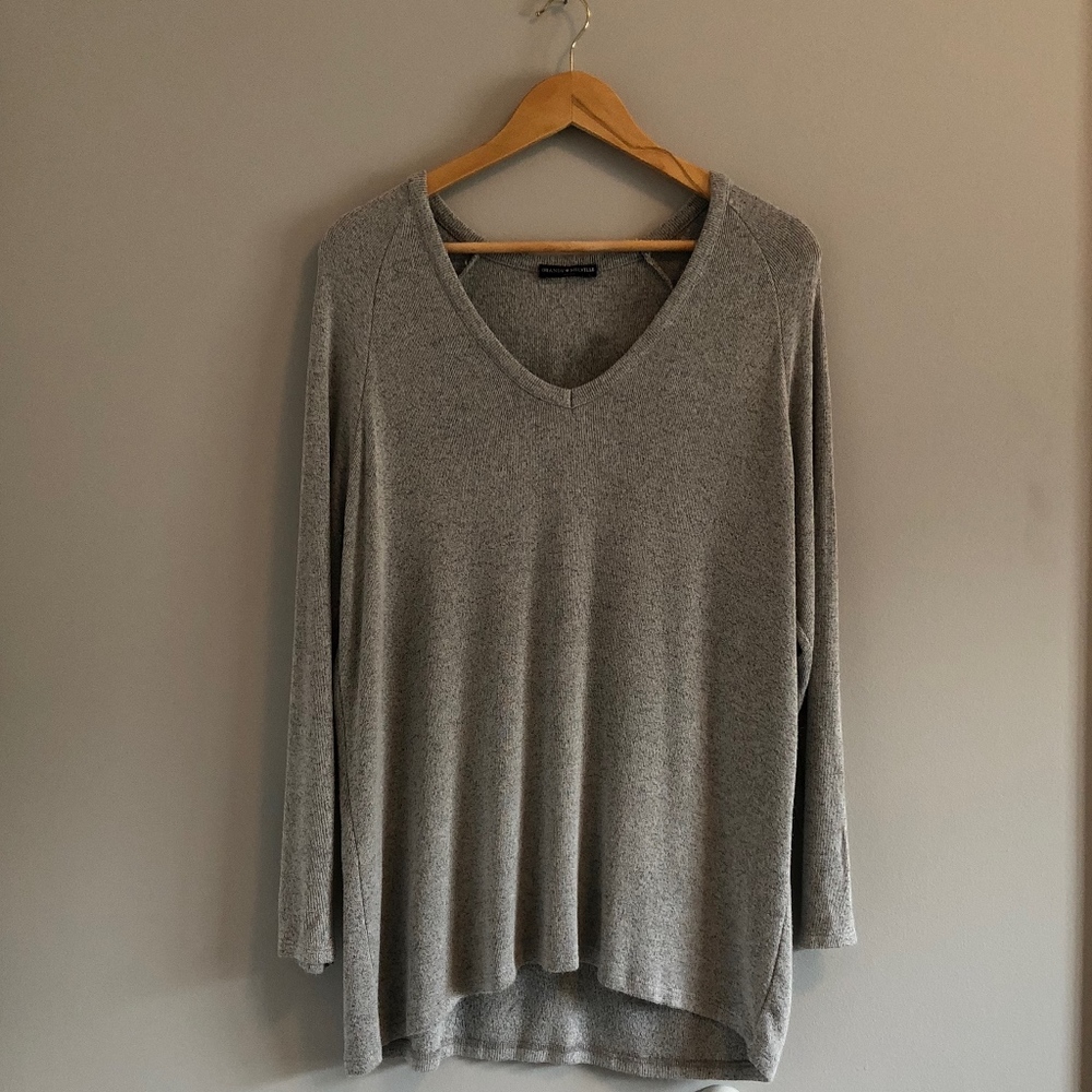 Brandy Melville sweater